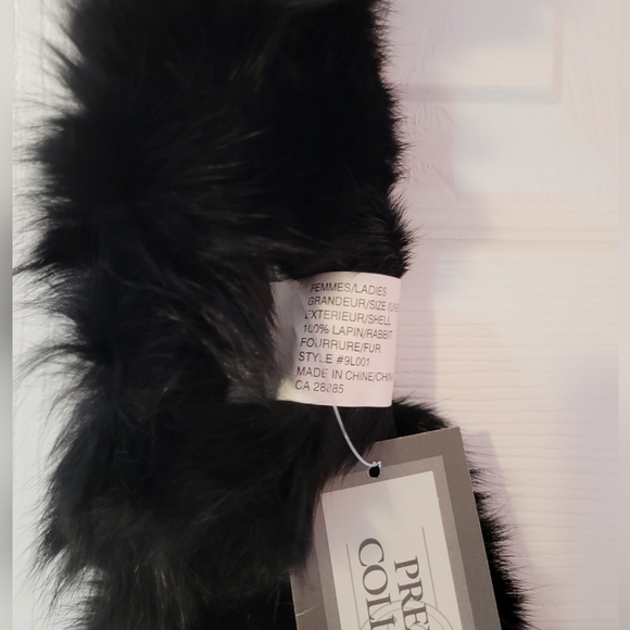 NWT 100% Rabbit Fur Scraf/ Wrap ❤️🌴 - Picture 5 of 5